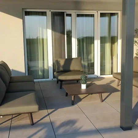 Penthouse Lebada Lake View Apartmán